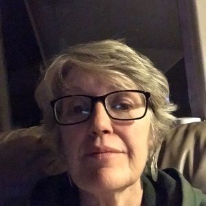 Meet your Posher, Lori